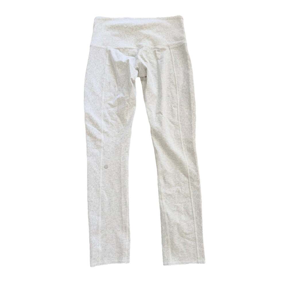 Lululemon Cream Heathered Leggings Sz 6 Athleisure Logo EUC